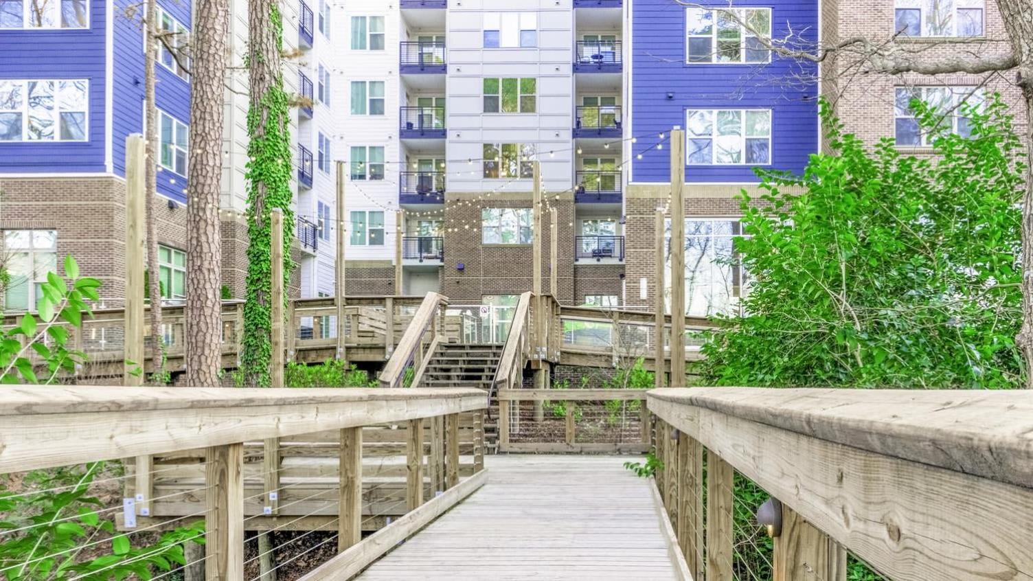 Modish And Spacious Apartments At The Exchange On Erwin In Durham, North Carolina Exterior photo